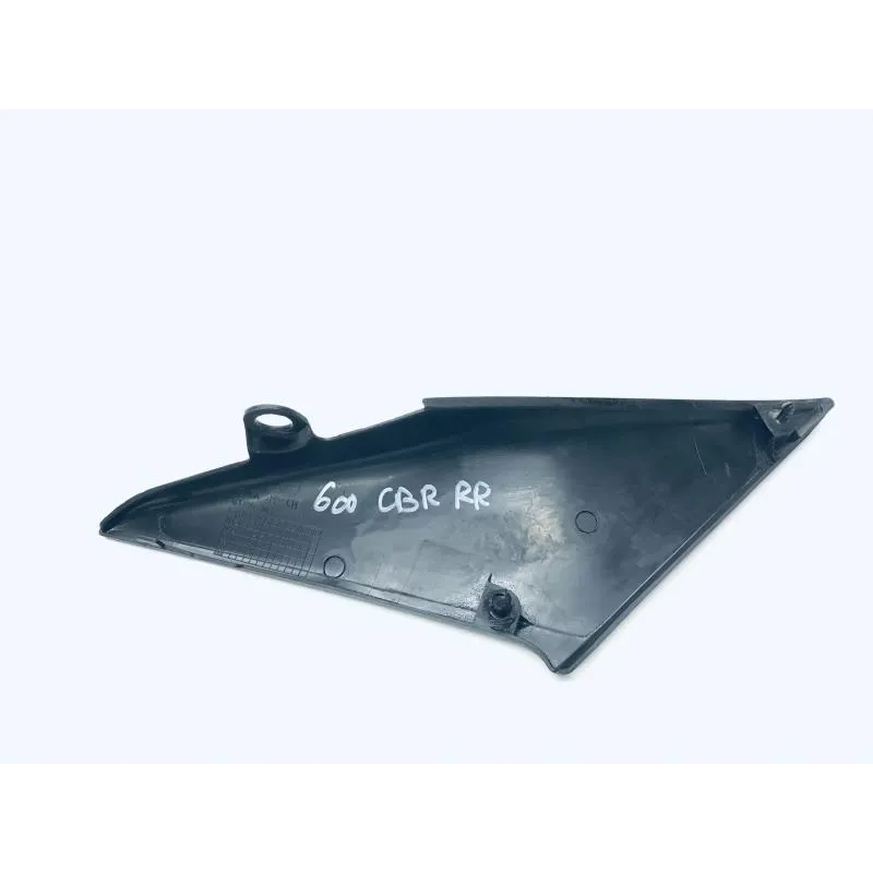 Cache carenage sous selle gauche HONDA CBR 600 RR 2003-2004