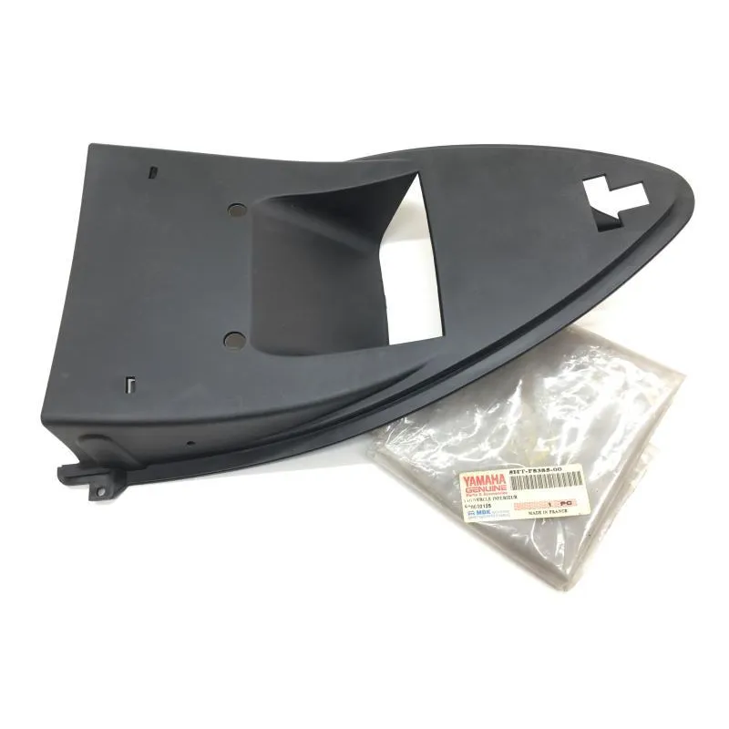 Cache carenage centrale sabot YAMAHA XQ 125 2001-2002 MAXSTER