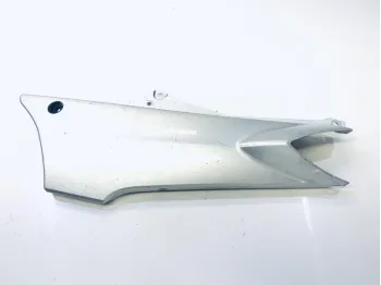 Cache carenage sous selle gauche YAMAHA FJR 1300 2001-2002