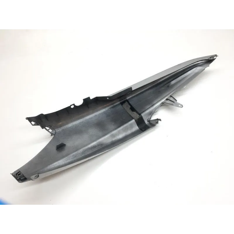 Cache carenage coque arriere gauche YAMAHA YP 400 2004-2006 MAJESTY