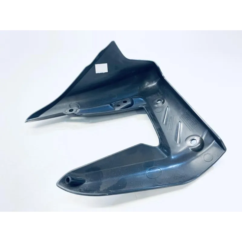 Cache carenage ecope gauche TRIUMPH STREET TRIPLE 675 2007-2012