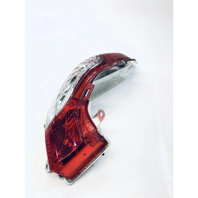 Feu arriere gauche HONDA FES 125 2007-2013 S-WING
