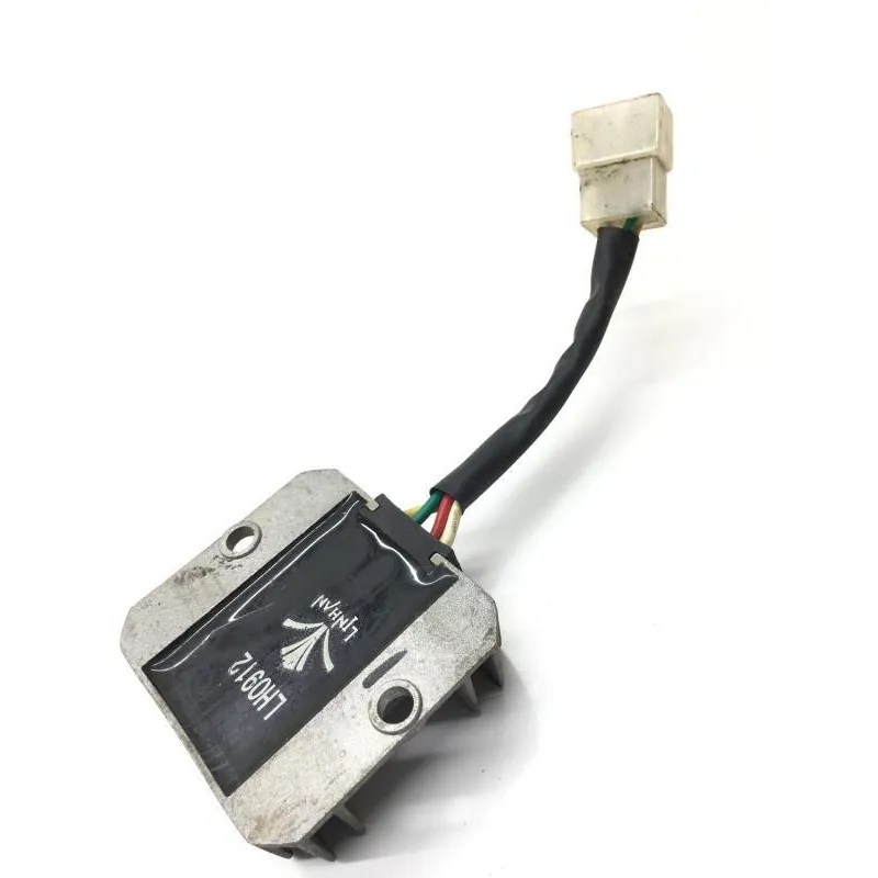 Regulateur charge batterie YIYING QT 50 2011-2013