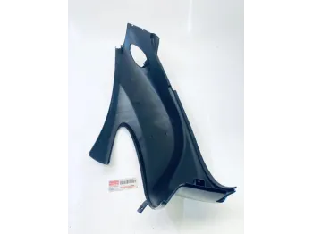 Cache carenage coque arriere gauche YAMAHA XN 125 2000-2005 TEO'S