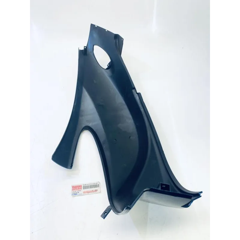 Cache carenage coque arriere gauche YAMAHA XN 125 2000-2005 TEO'S