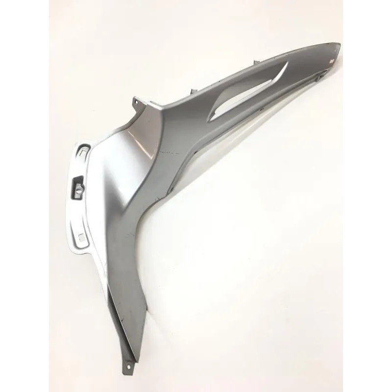 Cache lateral gauche PIAGGIO BEVERLY 350 2016-2020 ST IE