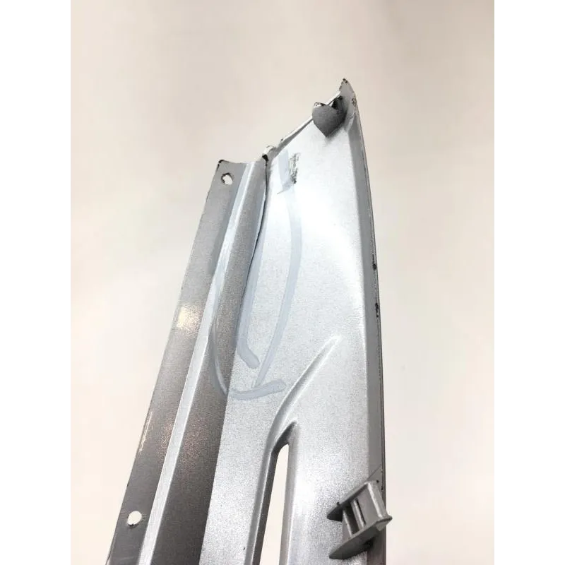 Cache lateral gauche PIAGGIO BEVERLY 350 2016-2020 ST IE