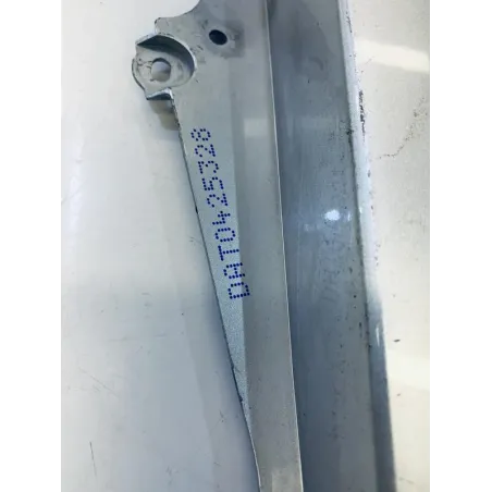 Cache carenage sous selle droit YAMAHA FJR 1300 2001-2002