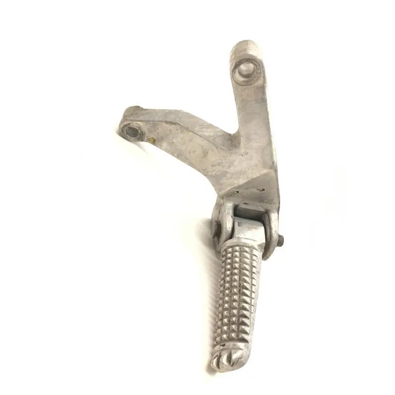 Platine et repose pieds arriere gauche YAMAHA YZF 750 R 1993-1996