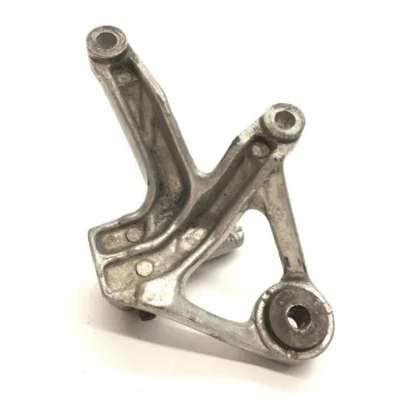 Platine et repose pieds arriere droit YAMAHA YZF 750 R 1993-1996