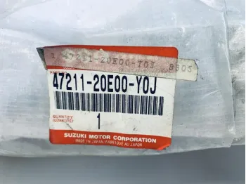 Cache lateral gauche SUZUKI AN 125 1995-2000