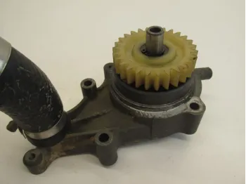 Pompe a eau YAMAHA YFM 700 2006