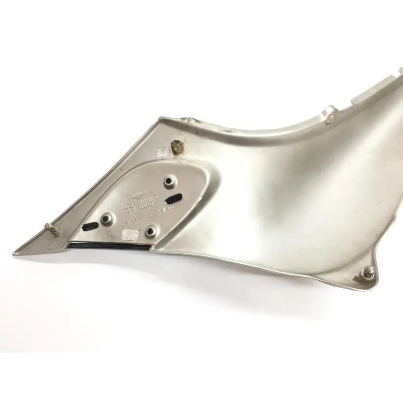 Cache carenage coque arriere droit TRIUMPH TROPHY 1200 1996-2003