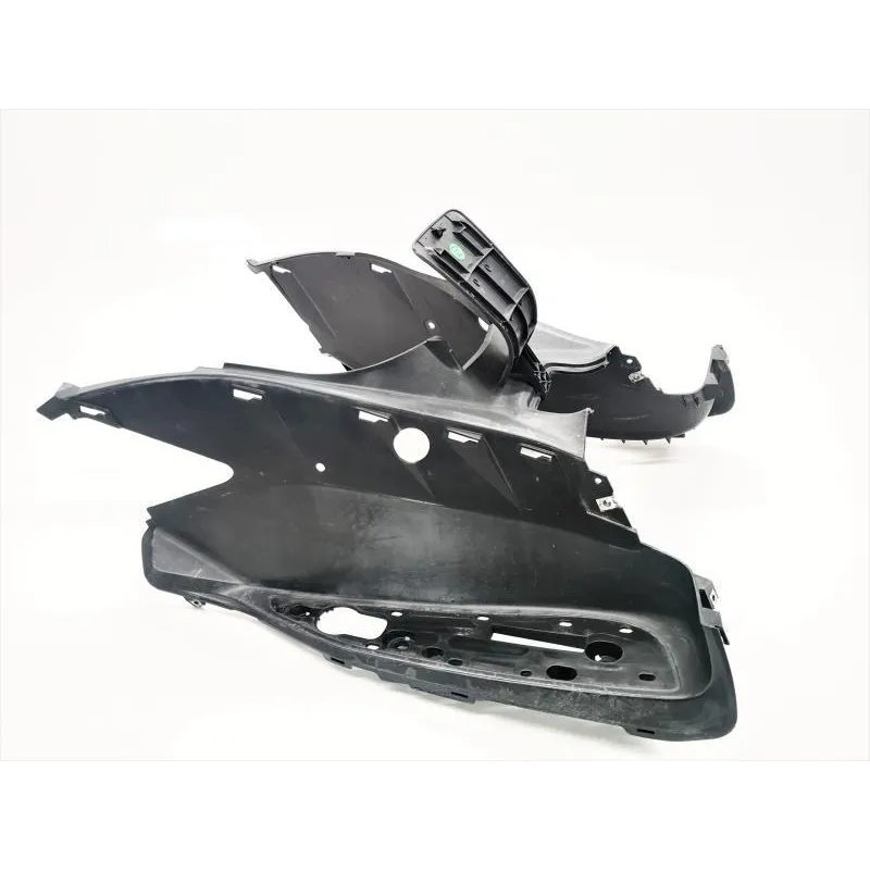 Cache carenage centrale marche pieds plancher MBK YPR 125 2010-2013 SKYCRUISER ABS