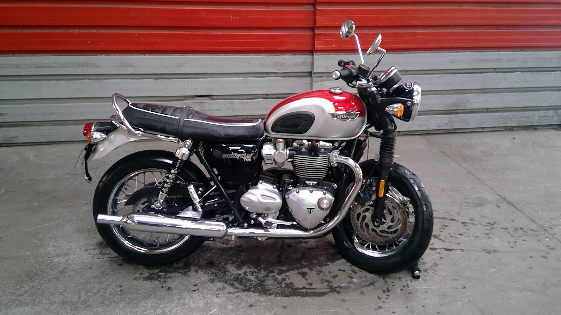 900cc triumph motorcycle price