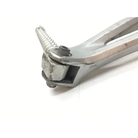 Platine et repose pieds arriere droit YAMAHA YZF 1000 2004-2005 R1