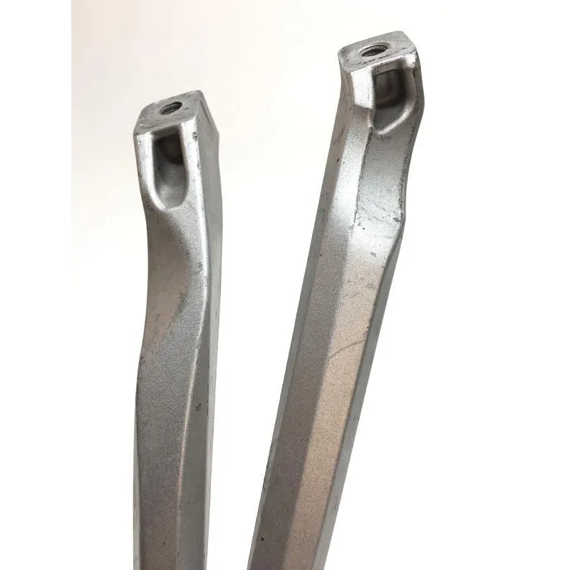Platine et repose pieds arriere droit YAMAHA YZF 1000 2004-2005 R1