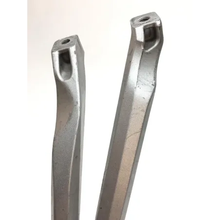 Platine et repose pieds arriere droit YAMAHA YZF 1000 2004-2005 R1