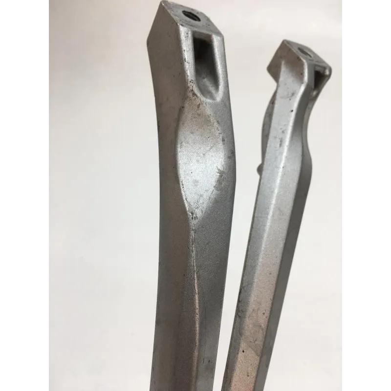 Platine et repose pieds arriere droit YAMAHA YZF 1000 2004-2005 R1