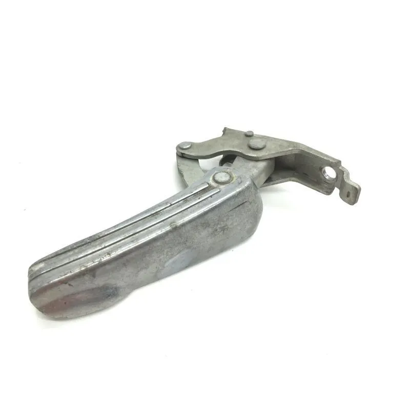 Repose pieds arriere droit PIAGGIO VESPA GTS 250 2005-2014