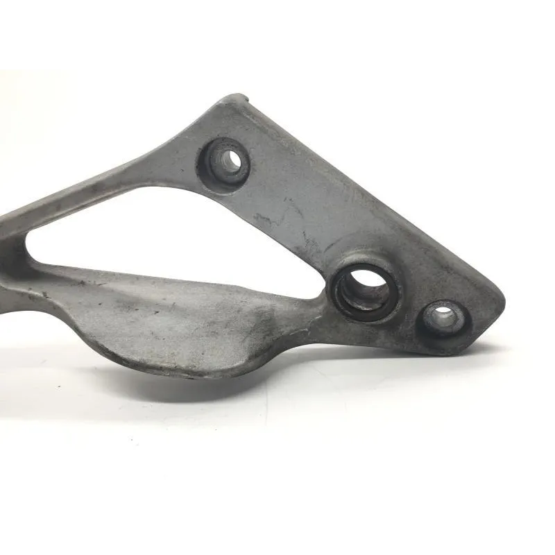 Platine et repose pieds arriere droit YAMAHA TDM 850 1991-1993