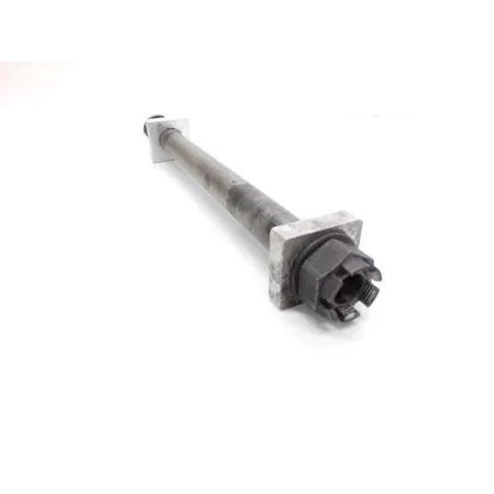 Axe de roue arriere KAWASAKI Z 1000 2003-2006