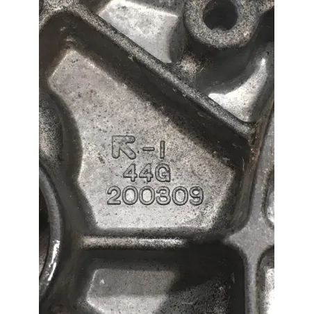 Carter pignon de sortie de boite SUZUKI GSR 600 2006-2010
