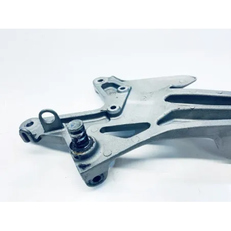 Platine avant droite HONDA CBF 600 2004-2007
