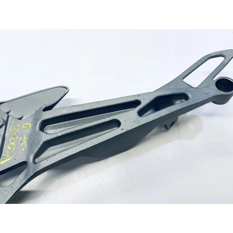 Platine avant droite HONDA CBF 600 2004-2007