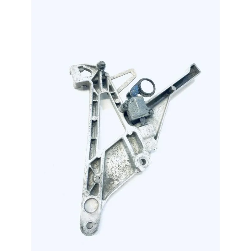 Platine arriere gauche HONDA VFR F 750 1990-1993