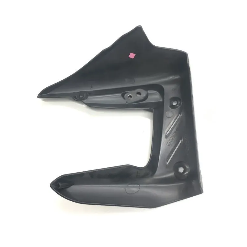 Cache carenage ecope gauche TRIUMPH STREET TRIPLE R 675 2009-2011