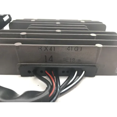 Regulateur charge batterie SUZUKI SFV 650 2009-2016 GLADIUS