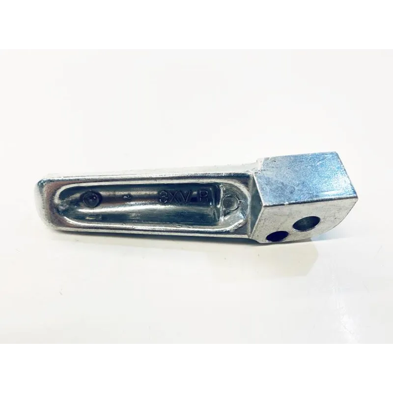 Repose pieds arriere droit YAMAHA FZR 600 R 1994-1996
