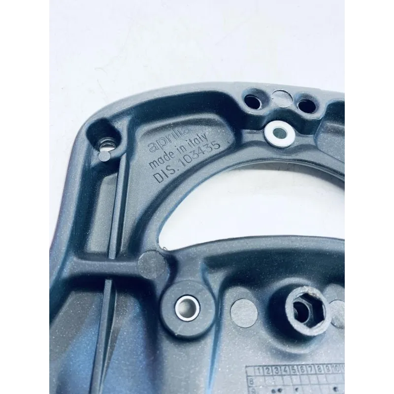 Porte paquets arriere APRILIA SCARABEO 125 1999-2004 ROTAX