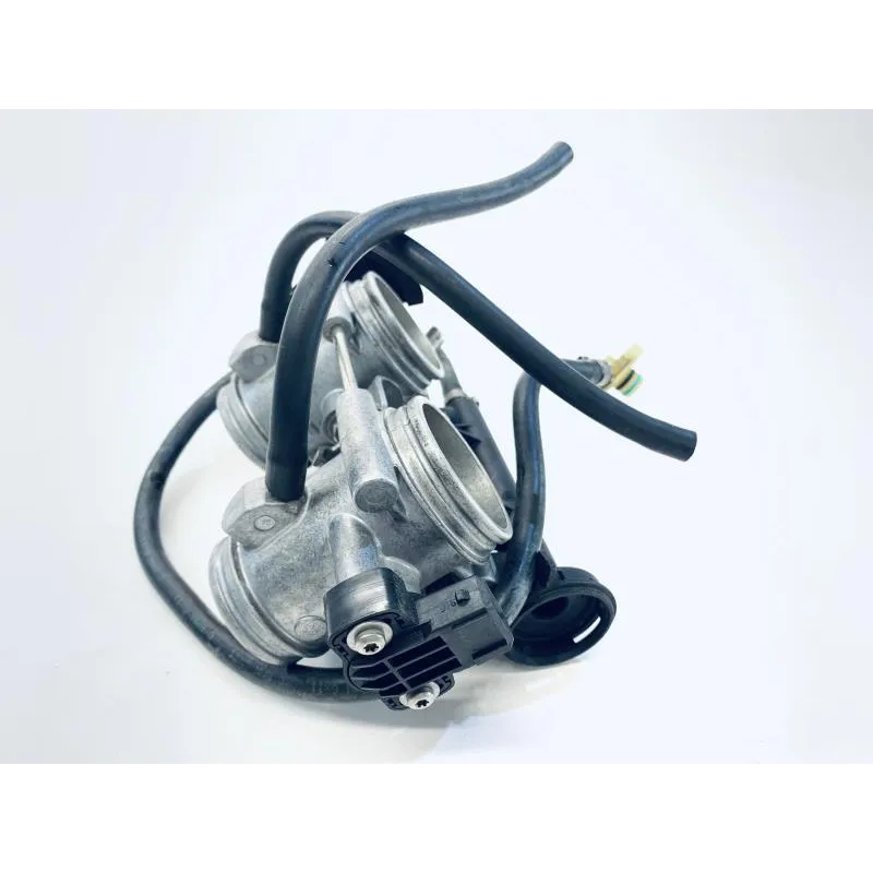 Rampe d'injection BMW F 800 ST 2006-2012