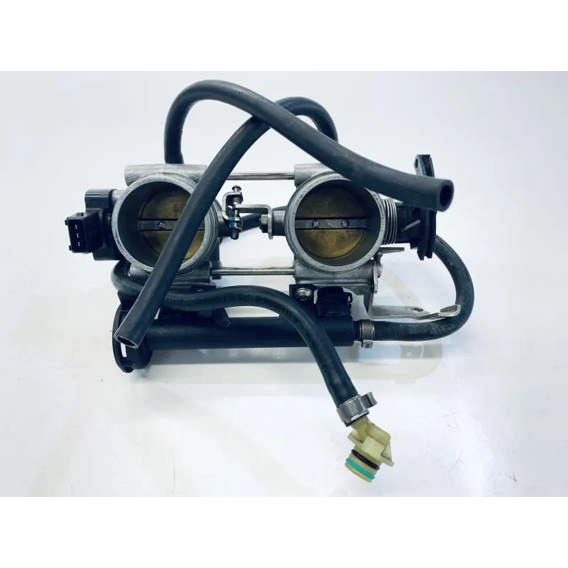 Rampe d'injection BMW F 800 ST 2006-2012