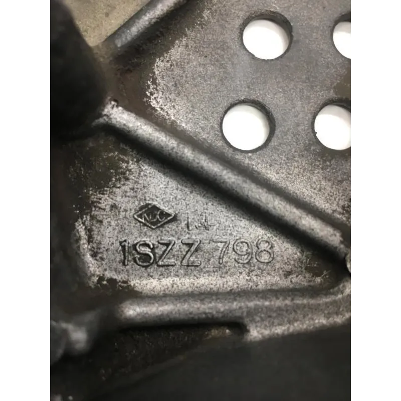 Carter pignon de sortie de boite SUZUKI GSX F 750 1989-1997