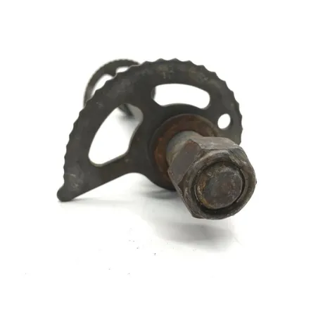 Axe de roue arriere SUZUKI TS 125 R 1989-1994