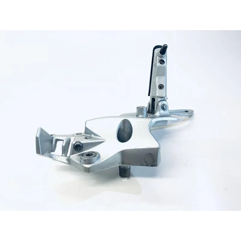 Platine arriere gauche BMW F 800 ST 2006-2012