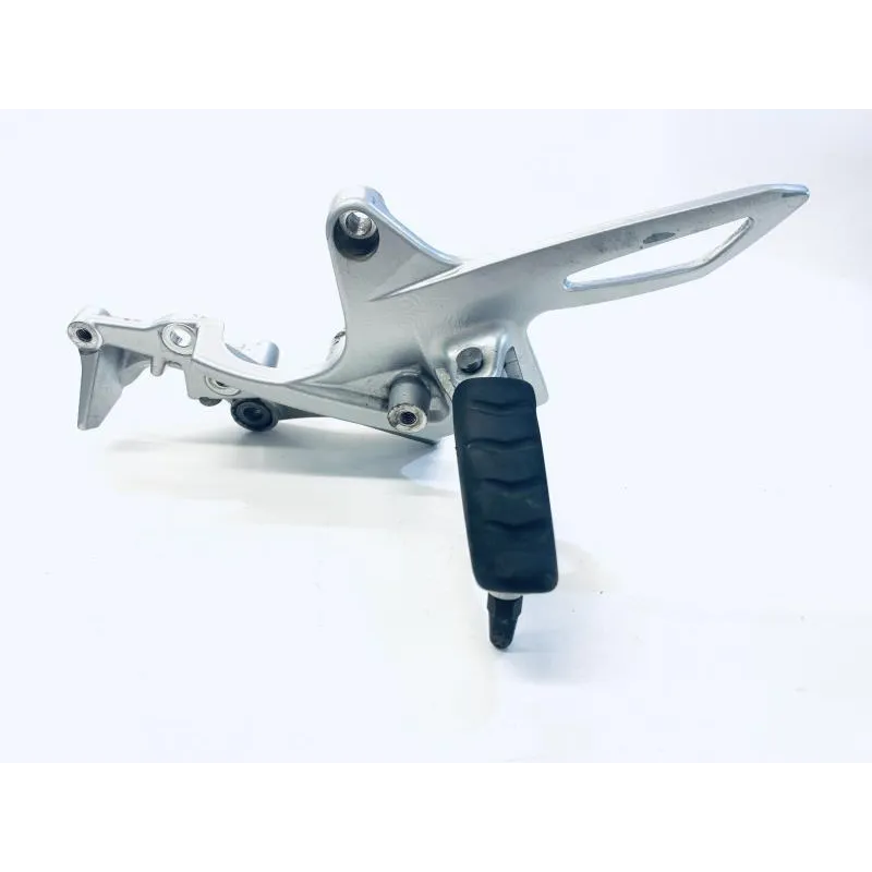 Platine arriere gauche BMW F 800 ST 2006-2012