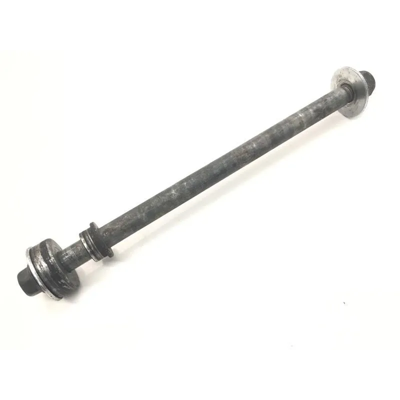 Axe de roue arriere YAMAHA XJ 600 N 1999-2001