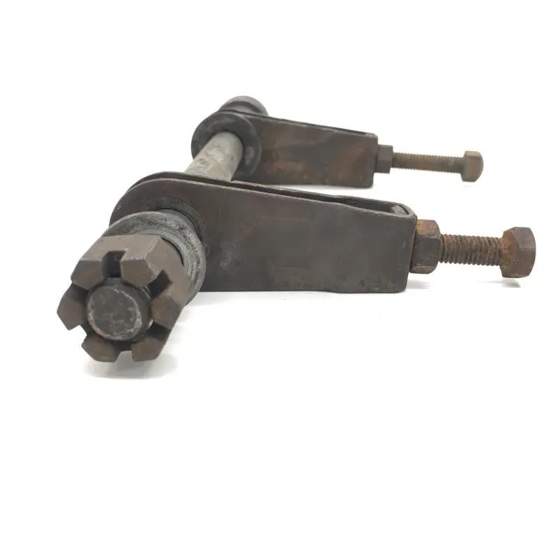 Axe de roue arriere SUZUKI GN 125 1982-1996