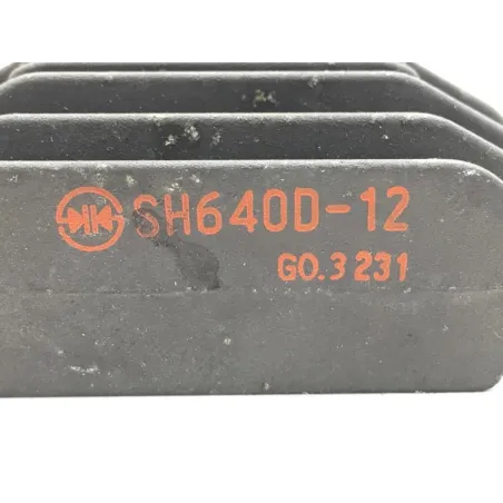 Regulateur charge batterie MBK YPR 125 2010-2013 SKYCRUISER