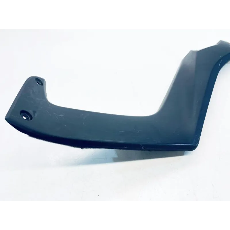 Cache lateral gauche YAMAHA GPD 125 2015-2019 NMAX