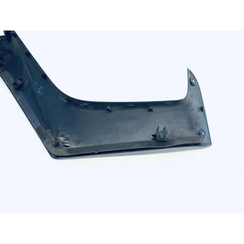 Cache lateral gauche YAMAHA GPD 125 2015-2019 NMAX