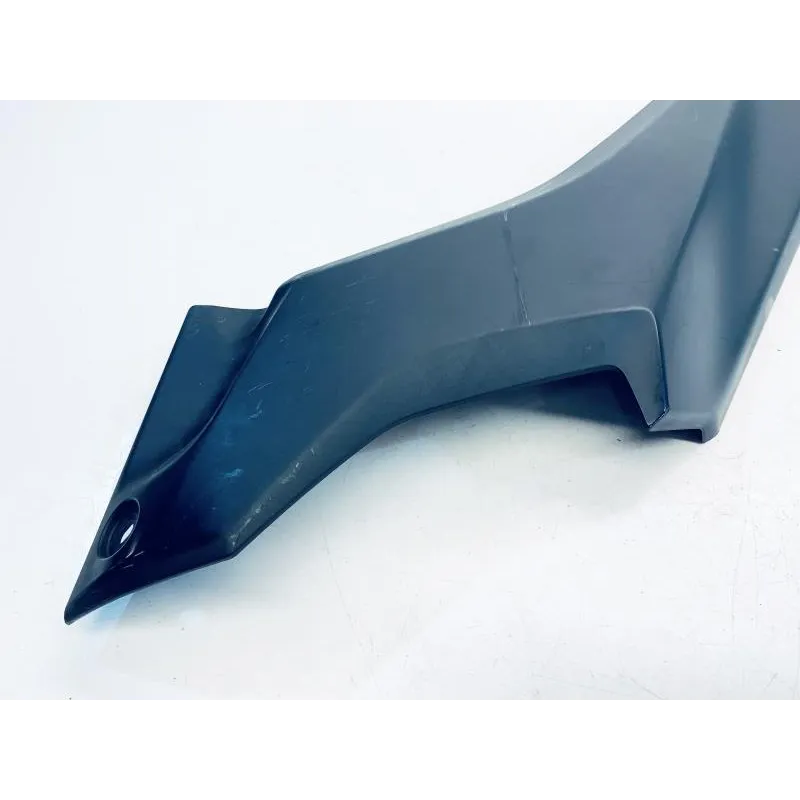 Cache lateral gauche YAMAHA GPD 125 2015-2019 NMAX