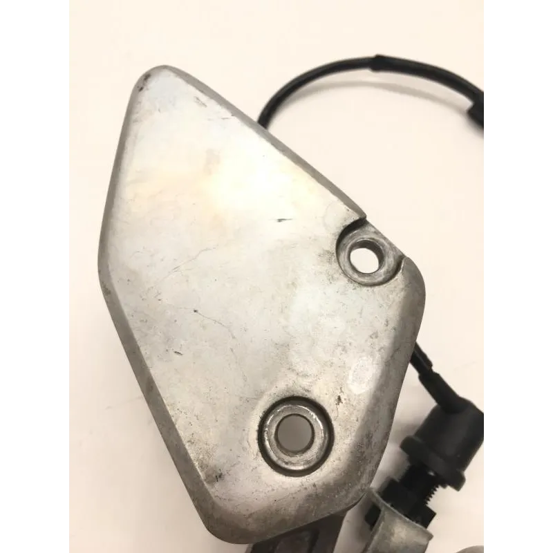 Platine avant droite YAMAHA FZS 600 2002-2003 FAZER