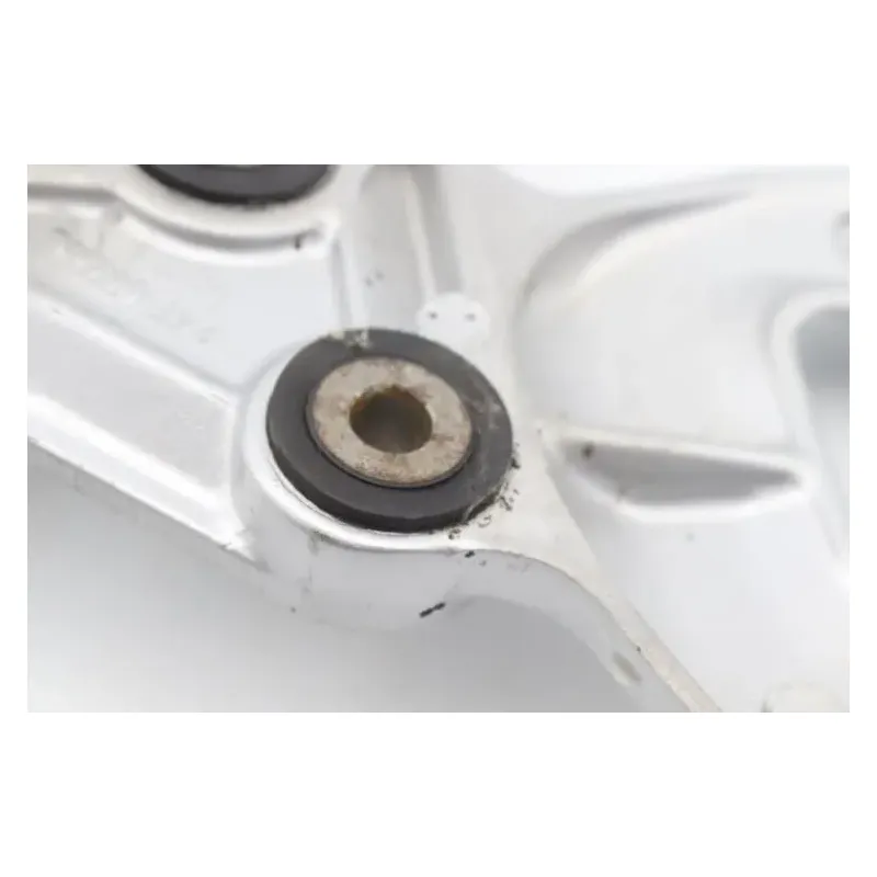 Platine avant gauche SUZUKI GSXR 1300 HAYABUSA 1999 - 2007