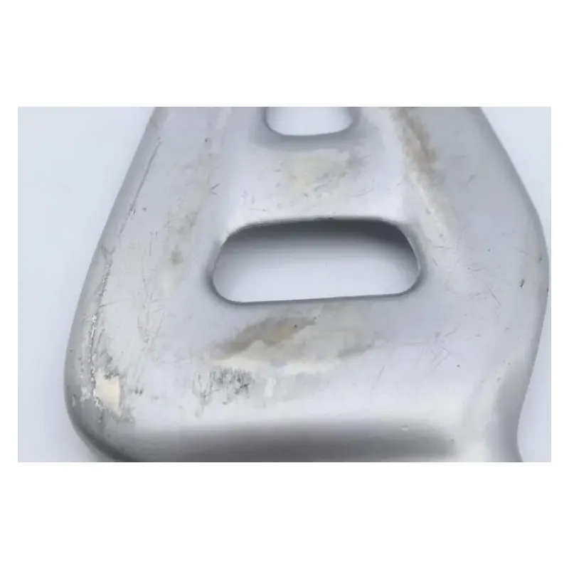 Platine avant gauche SUZUKI GSXR 1300 HAYABUSA 1999 - 2007
