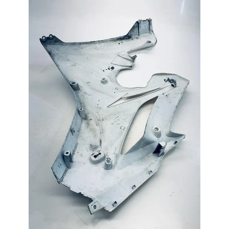 Cache flanc de carenage gauche TRIUMPH DAYTONA 675 2006-2008